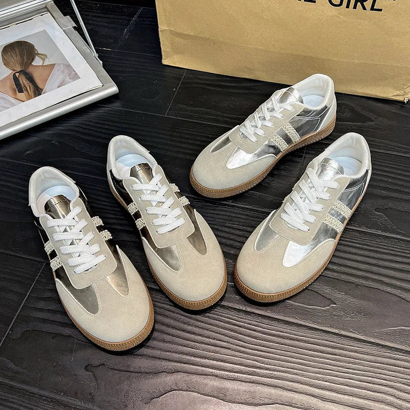Side Striped Round Toe Contrast Sneakers