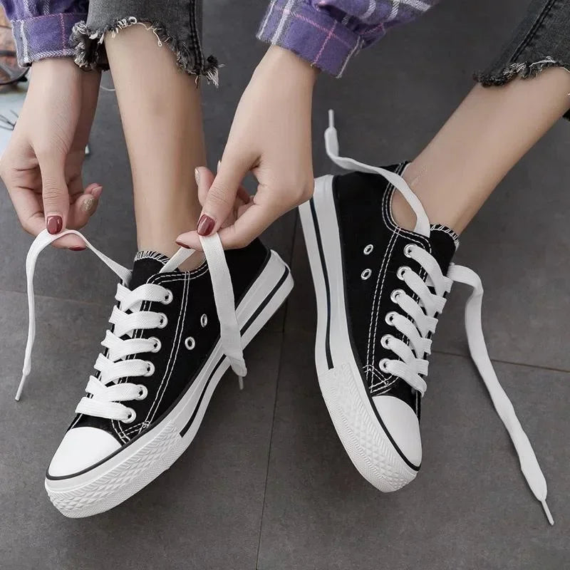 Sneakers for Women Low Top Canvas Shoes Men Fashion Durable Breathable Sneakers Slip on Casual Flats Zapatillas De Deporte