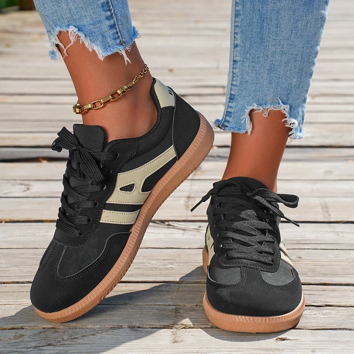 2024 New Ladies Black Sneakers Soft-soled Comfortable Shoes Women Leisure Joker Walking Shoes Tenis Feminino Zapatillas Mujer