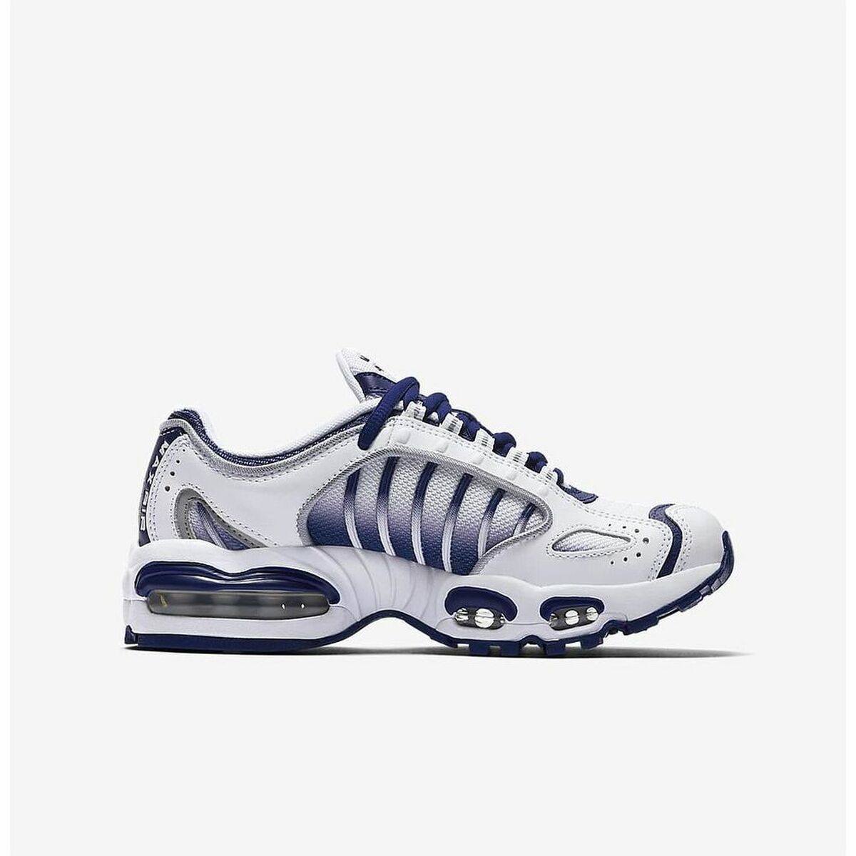 Nike  Trainers AIR MAX TAILWIND IV Nike BQ9810 107 Blue Grey
